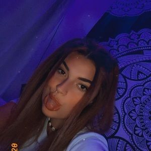 Meet your Posher, Layla